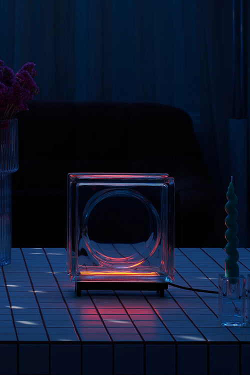 Luma Lamp V 02